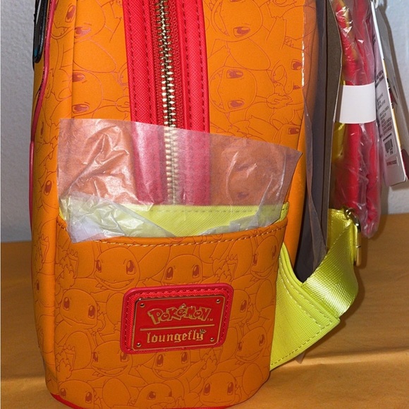 Exclusive Loungefly Pokemon Charmander Mini Backpack & Keychain - Picture 2 of 12